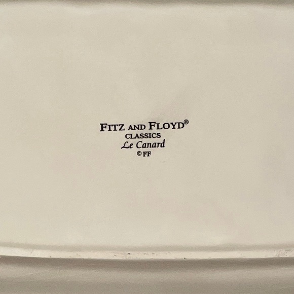 Fitz and Floyd Le Canard Classics VTG neutral leaf 2003 Rectangular Snack Dish - Picture 3 of 5